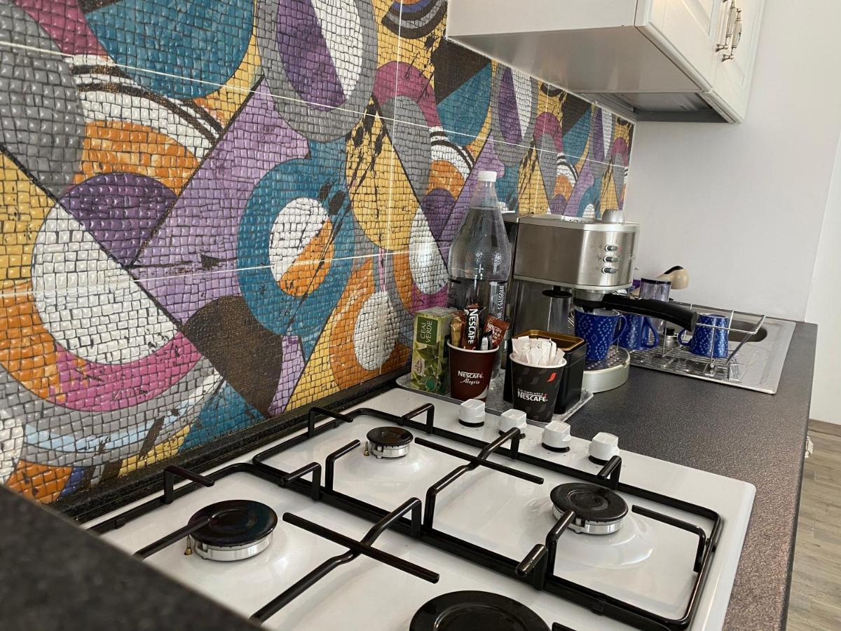 Sunny Deluxe Apartment Cosmopolis Stefanestii de Jos المظهر الخارجي الصورة