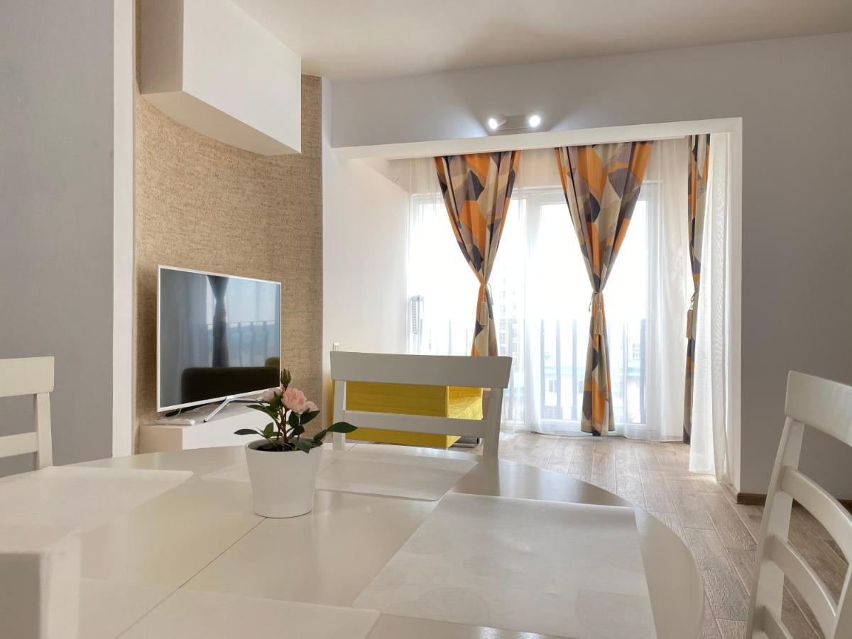 Sunny Deluxe Apartment Cosmopolis Stefanestii de Jos المظهر الخارجي الصورة